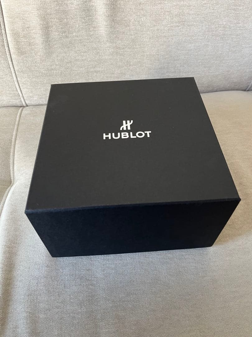 未使用品　HUBLOT クラシックフュージョン　521.NX.1171.RX