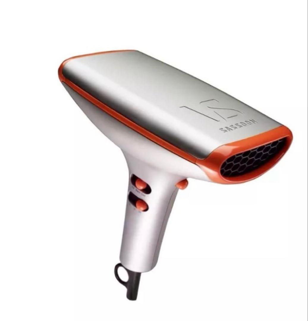 マークニューソン　ヘアドライヤー　 未使用箱入り品　＆　箱無し破損あり品の２点