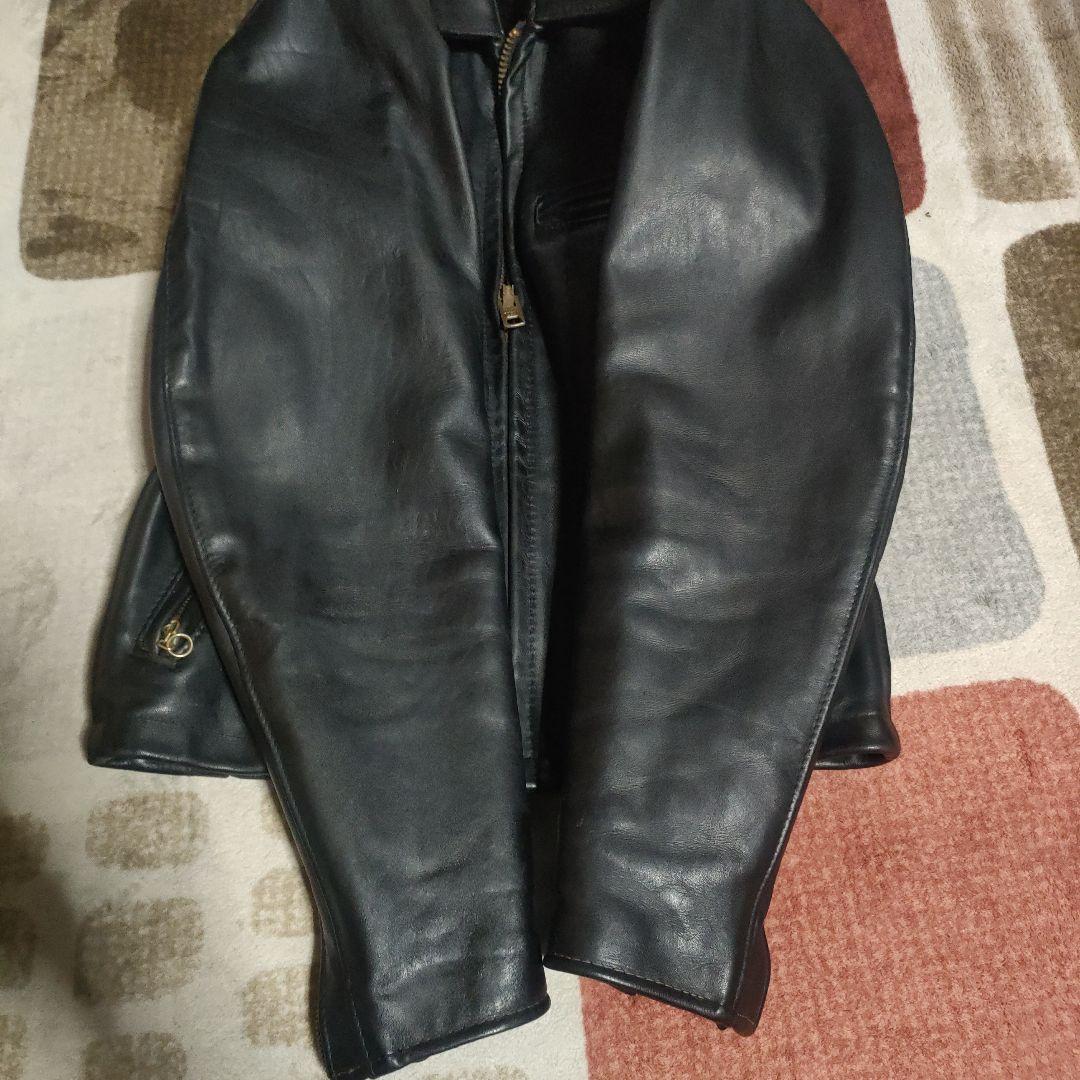 美品 別注希少モデル 短丈ゴールドジップ 643E Schott 襟付34 - メルカリ