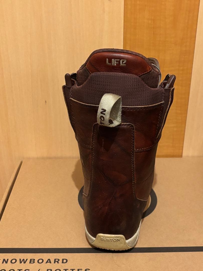 バートンアイオンレザー