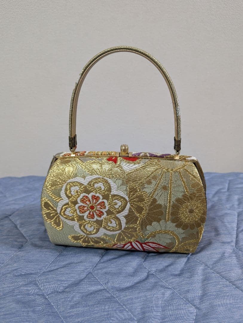 花柄刺繍の和装用バッグと下駄セット/成人式