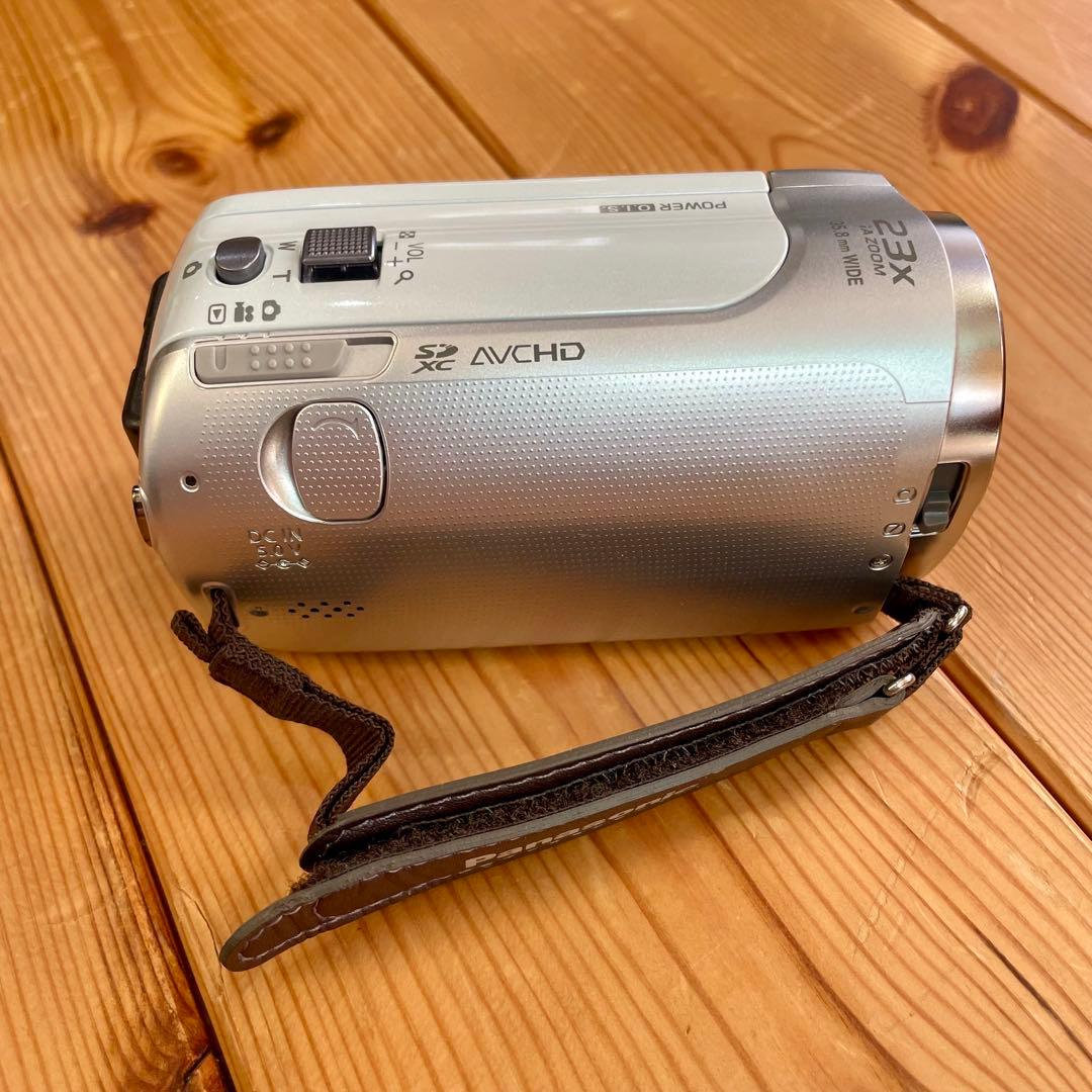 【美品】Panasonicビデオカメラ本体+専用ソフトケース+SDカードセット