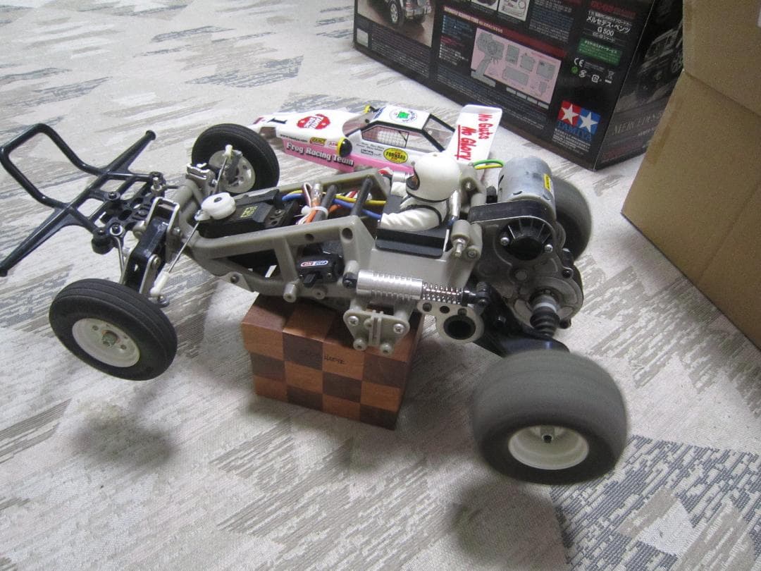 1時間限定出品 1/10 マイティフロッグ 2.4G フルセット 前後金ベア化