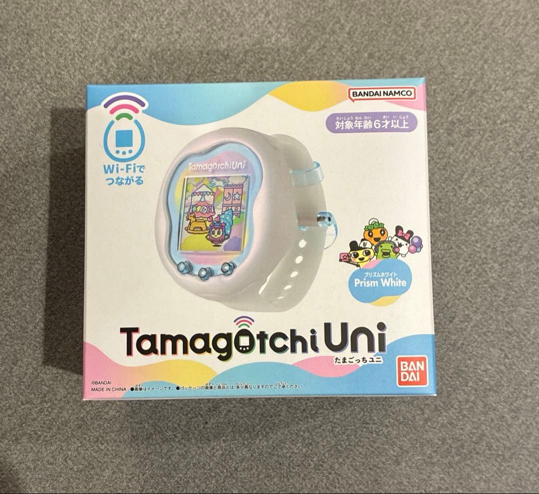 Tamagotchi Uni Prism Whiteプレミアムバンダイ限定カラー