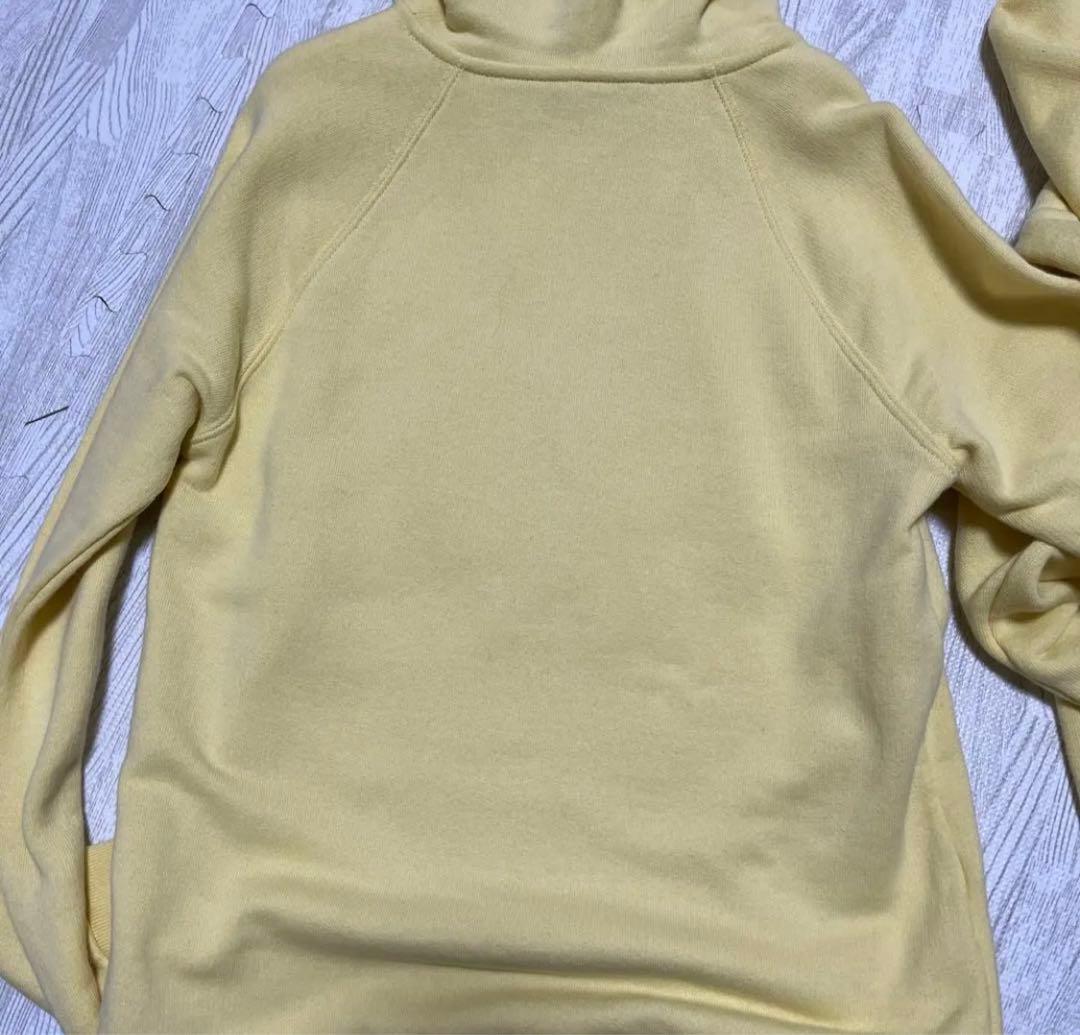 GUCCI チルドレン　　スパンコールパーカー