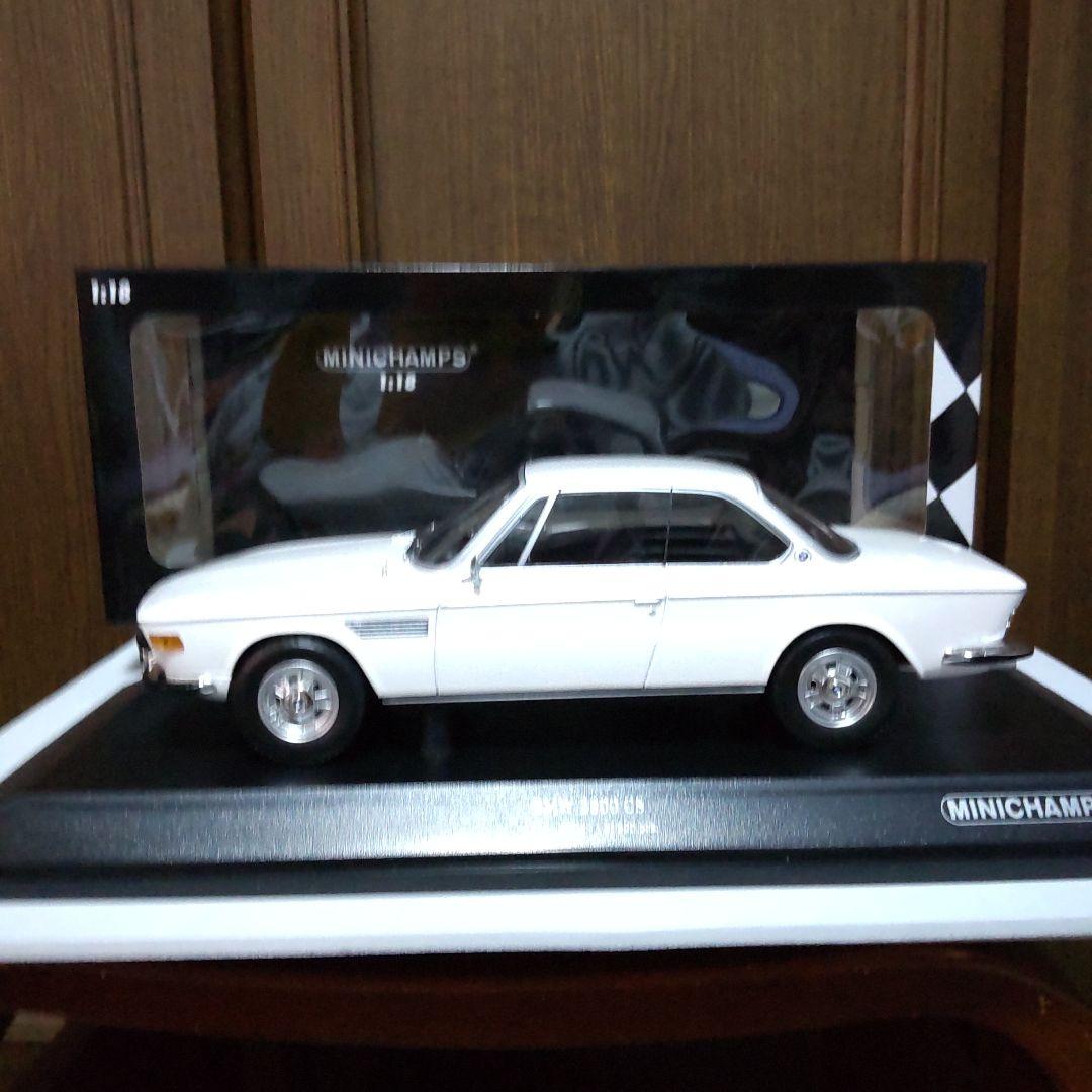 BMW 2800 CS 1968 ホワイト 1/18 ミニチャンプス