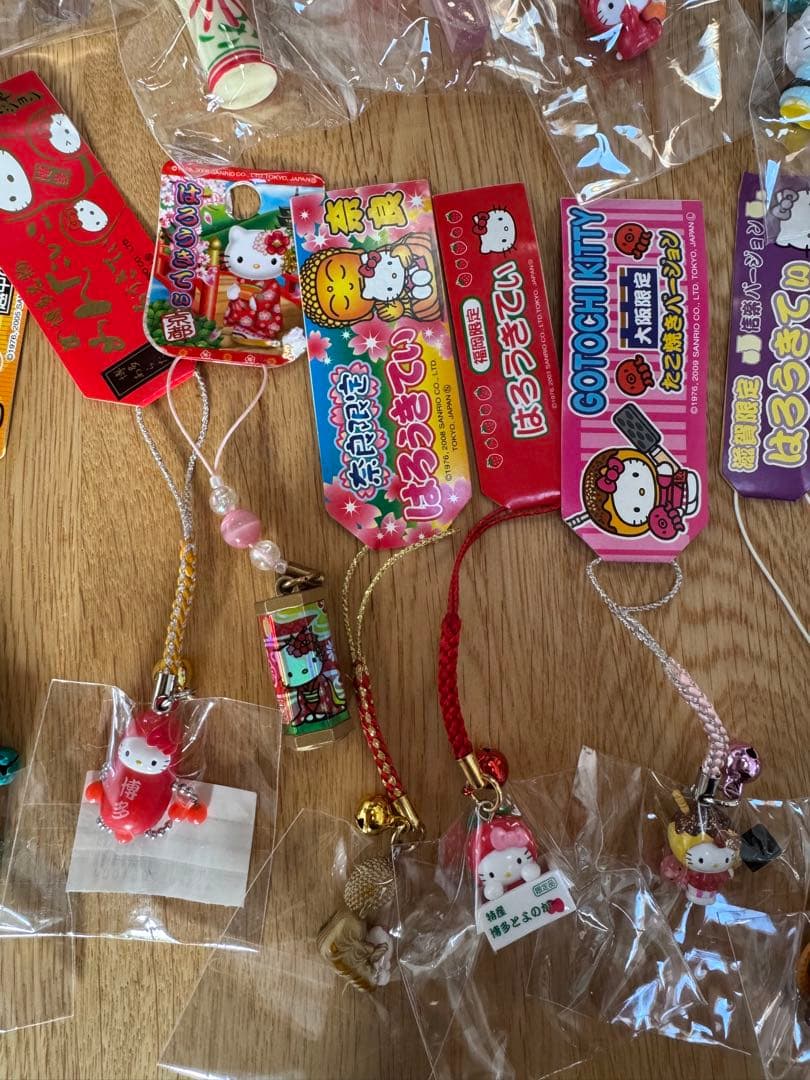 へ*可様 ハローキティ 根付セット 36個　ご当地限定多数