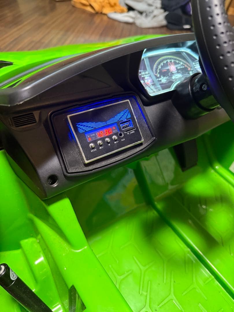 子供用 電動 カート ミニカー ランボルギーニ アベンタドール SVJ 乗用