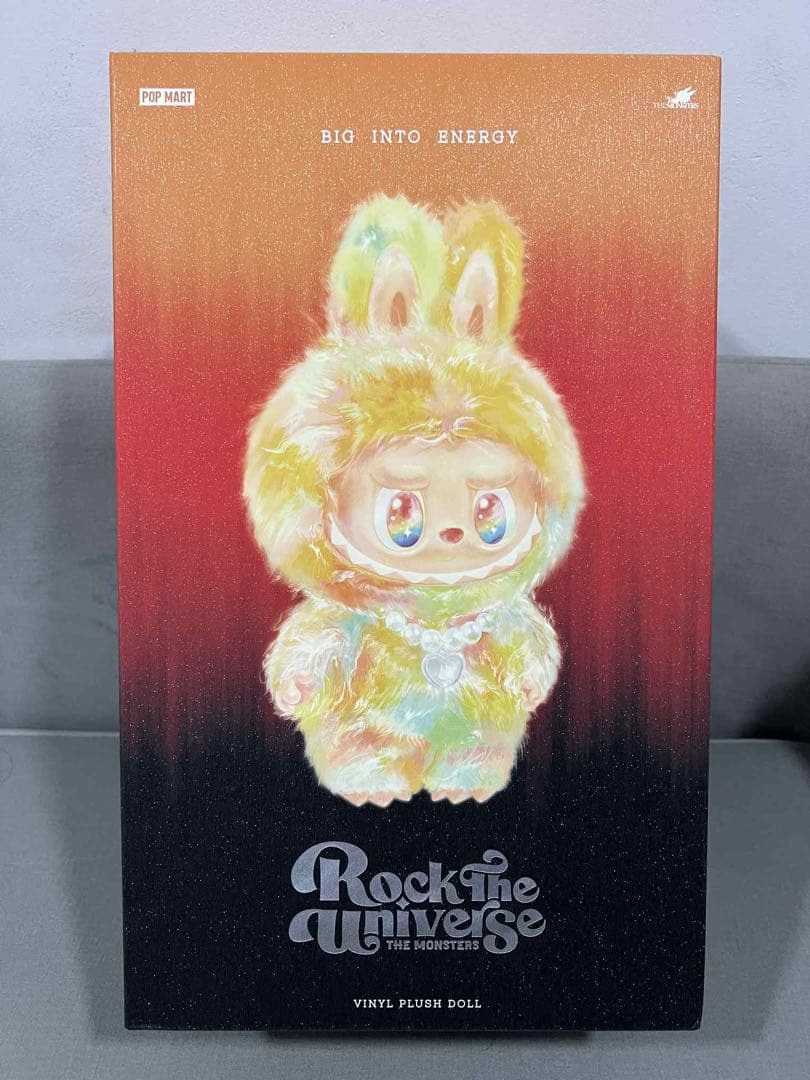 【正規品】POPMART Big into Energy ROCK LABUBU