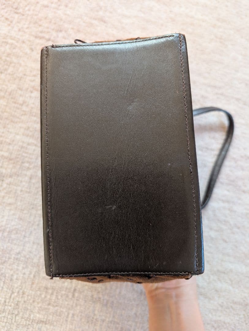 バーバリー　ハンドバッグ　スクエア　ノバチェック刺繍　レア　ブラウン　ミニ