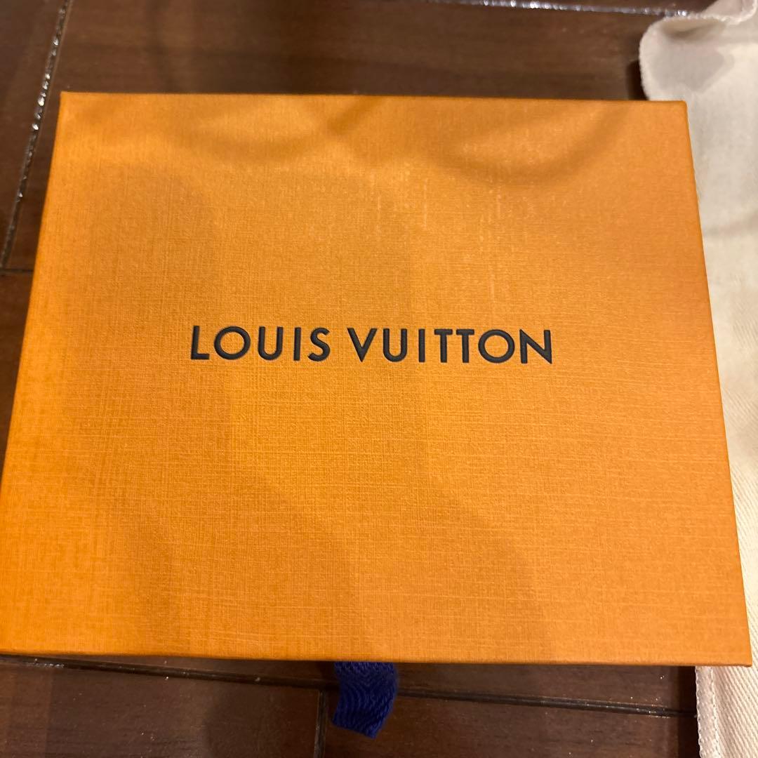 LOUIS VUITTON モノグラム ポルト カルト レクト ヴェルソ