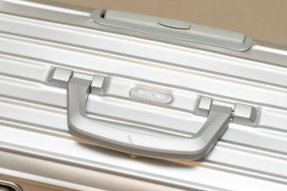 リモワ パイロット トロリー2輪 29L機内持込できます カナダ製