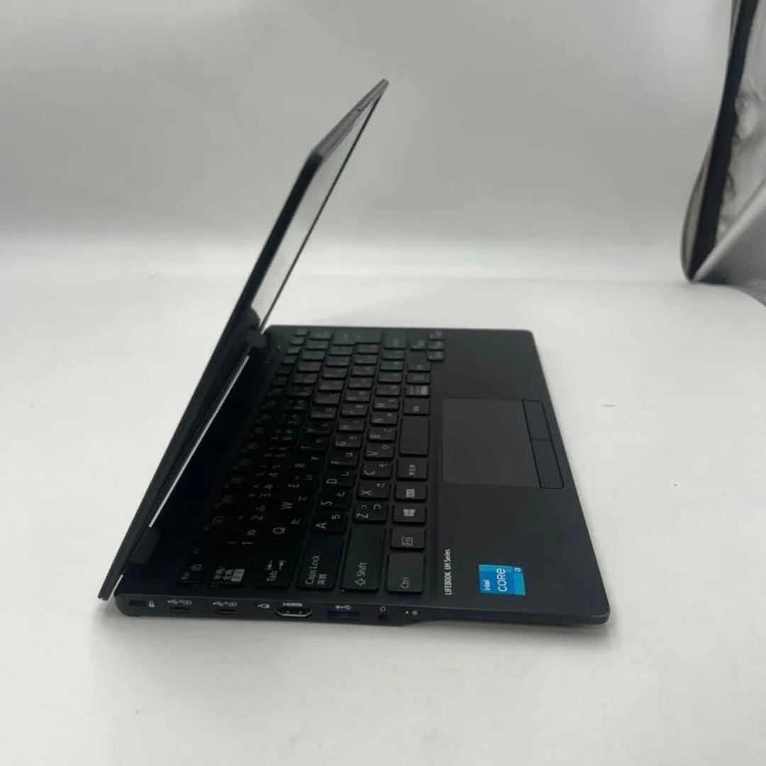 Windowsノート本体 LIFEBOOK UH08/E3 Core i3 -1115G4