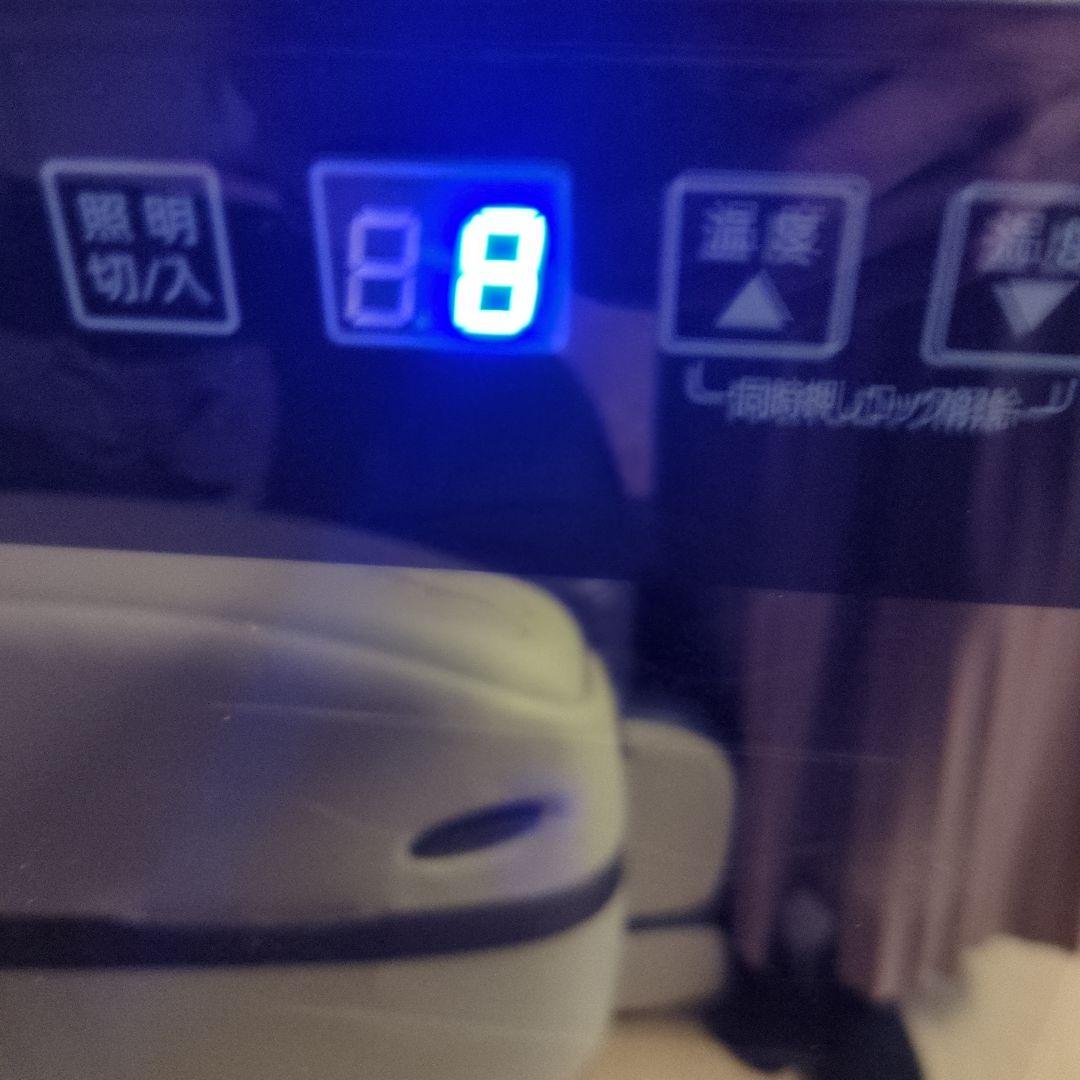 アイリスオーヤマ ワインセラー 18本収納 動作確認済み