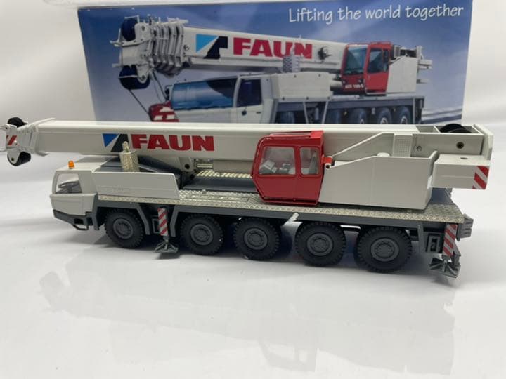 TADANO FAUN ATF 100-5 タダノラフテレーンクレーン