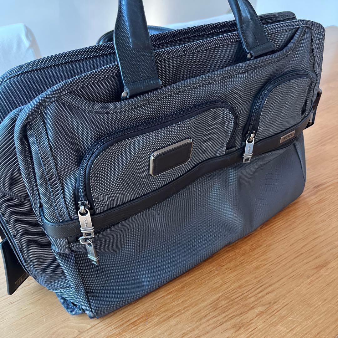 TUMI ビジネスバッグ グレー　2way