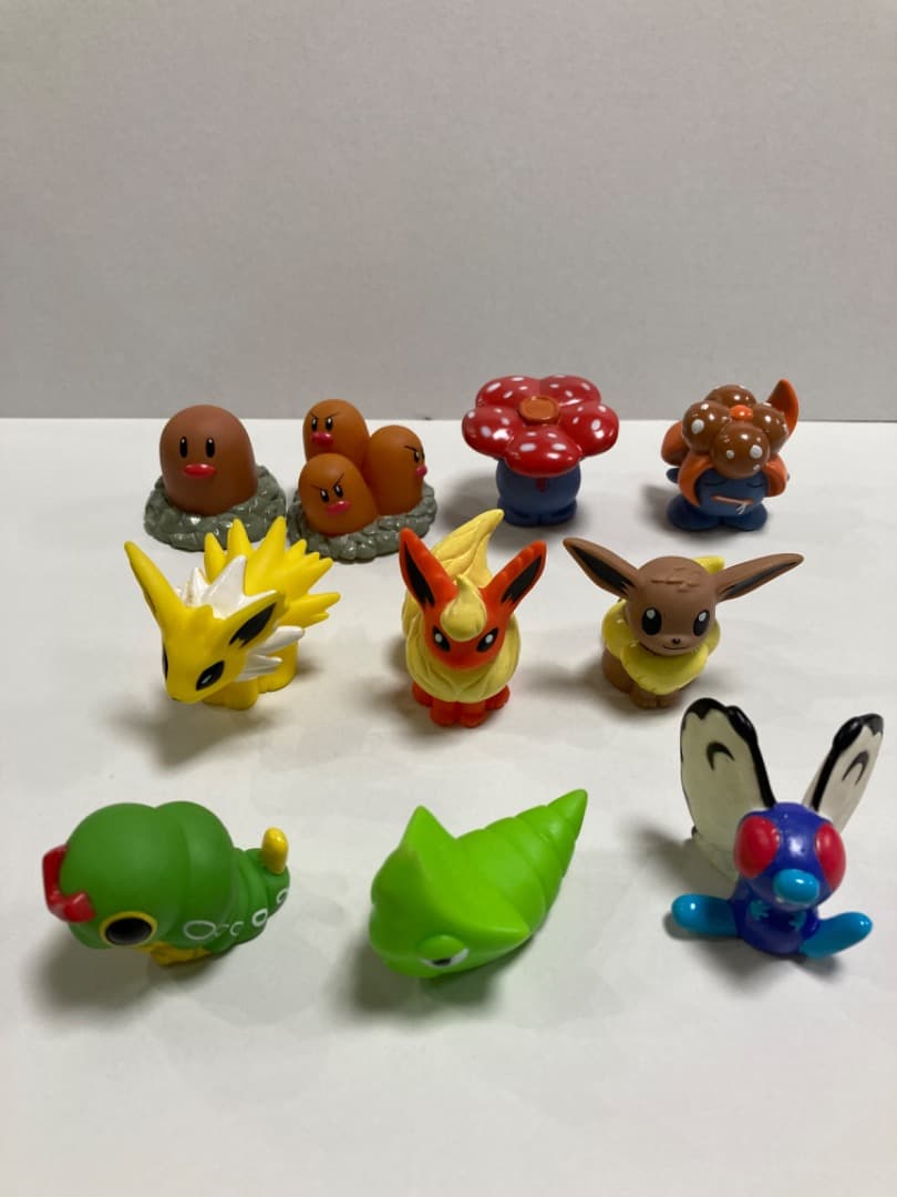 激レア1990年代初代ポケモン 指人形 ソフビ72匹