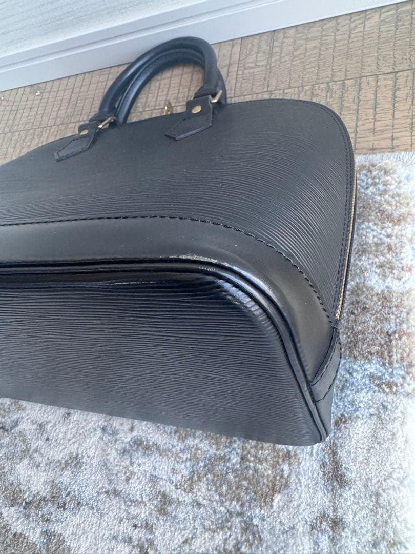 【訳あり】LOUIS VUITTON エピ アルマ ハンドバッグ ブラック