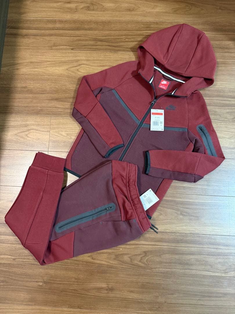 新品 キッズL(160) ワイン テックフリース セットアップ 赤タグ NIKE
