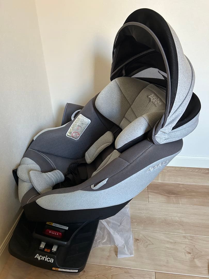 アップリカ クルリラ ISOFIX/シートベルト対応チャイルドシート/新生児