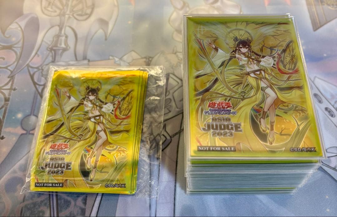 遊戯王OCG 御巫デッキ　高レア　スリーブ・おまけ付き