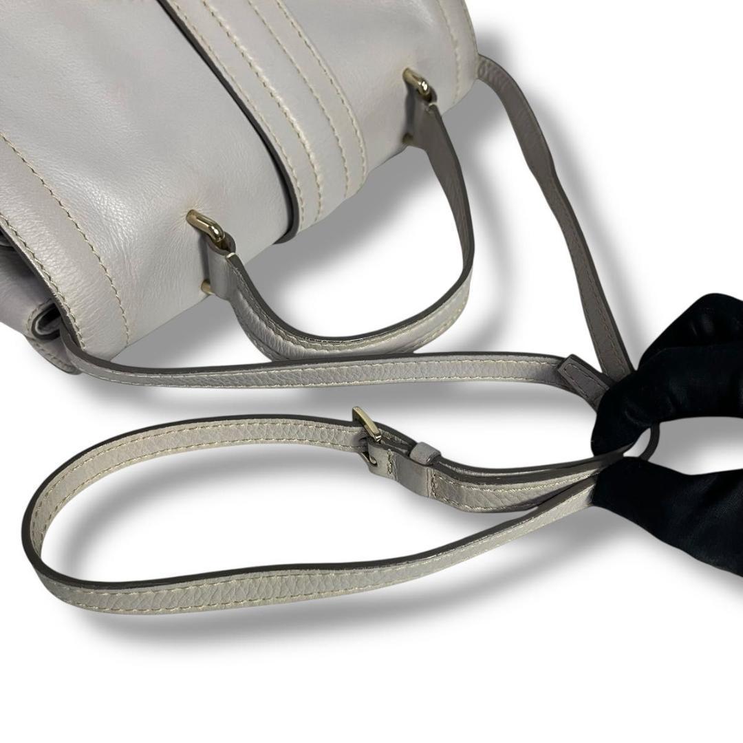 美品　トッズ　2way ショルダーバッグ　トートバッグ　斜め掛け　本革　レザー