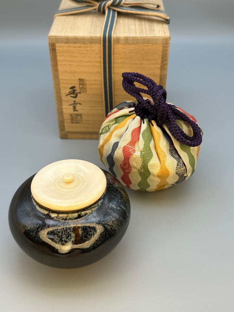 茶道具　茶入　宮川香雲　大海 栗山園オンライン通販部 / 【出物】 肩衝茶入 宮川香雲