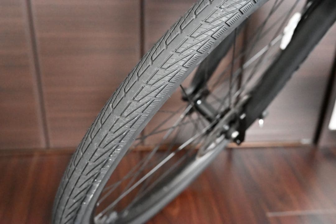 街乗りマウンテンバイク ￼Cannondale Adventure 2