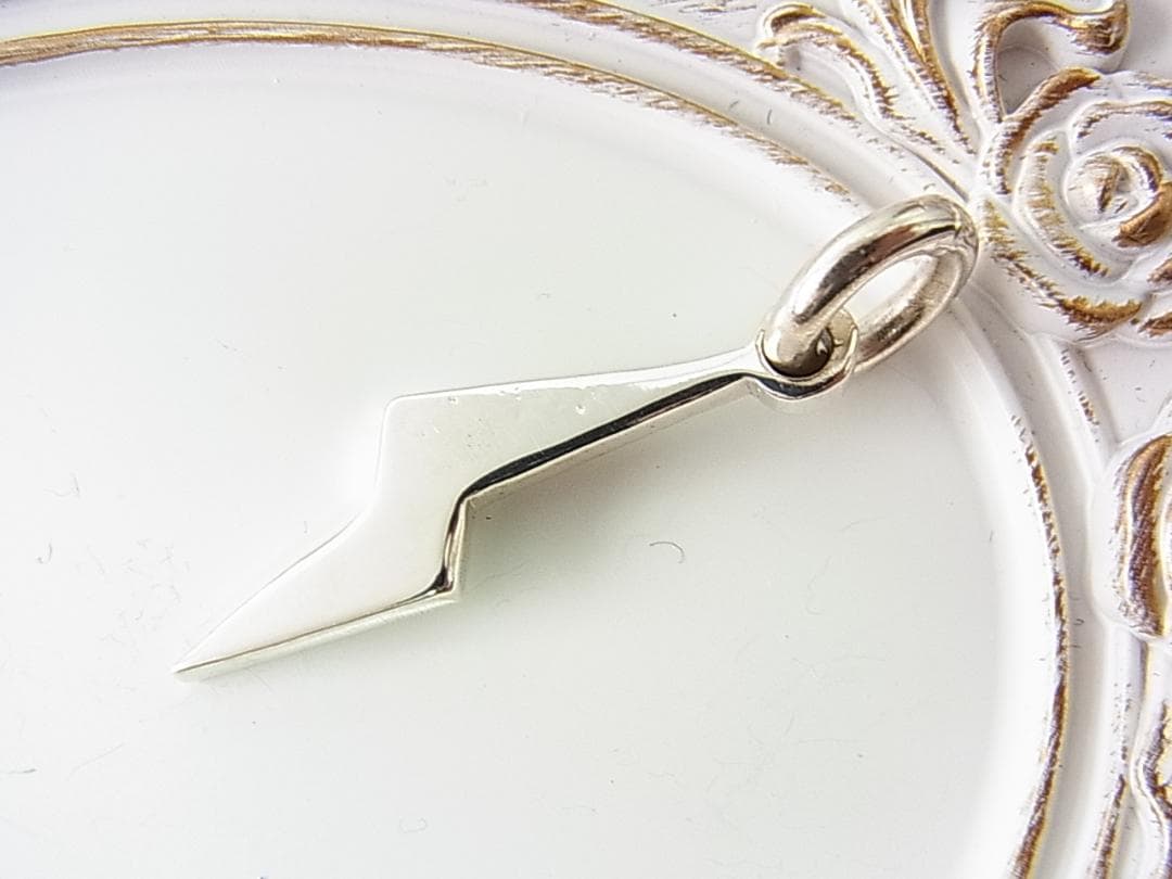 正規美品 ナバホ族Lyndon Tsosieリンドンツォーシー ペンダントトップ