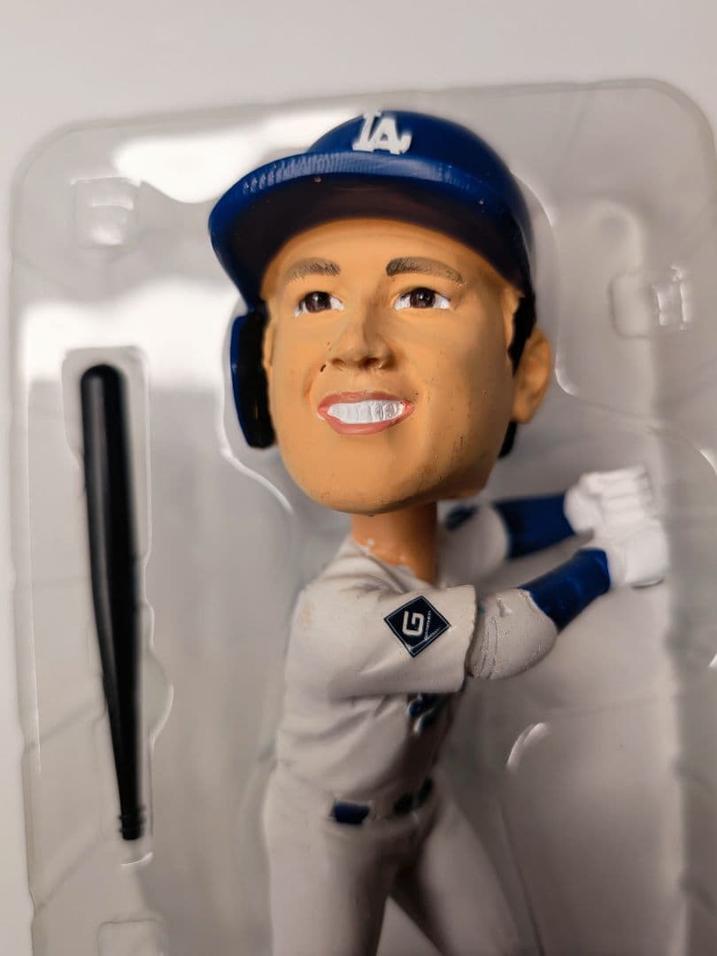 限定配布・入手困難】大谷翔平 ボブルヘッド 白ユニフォーム
