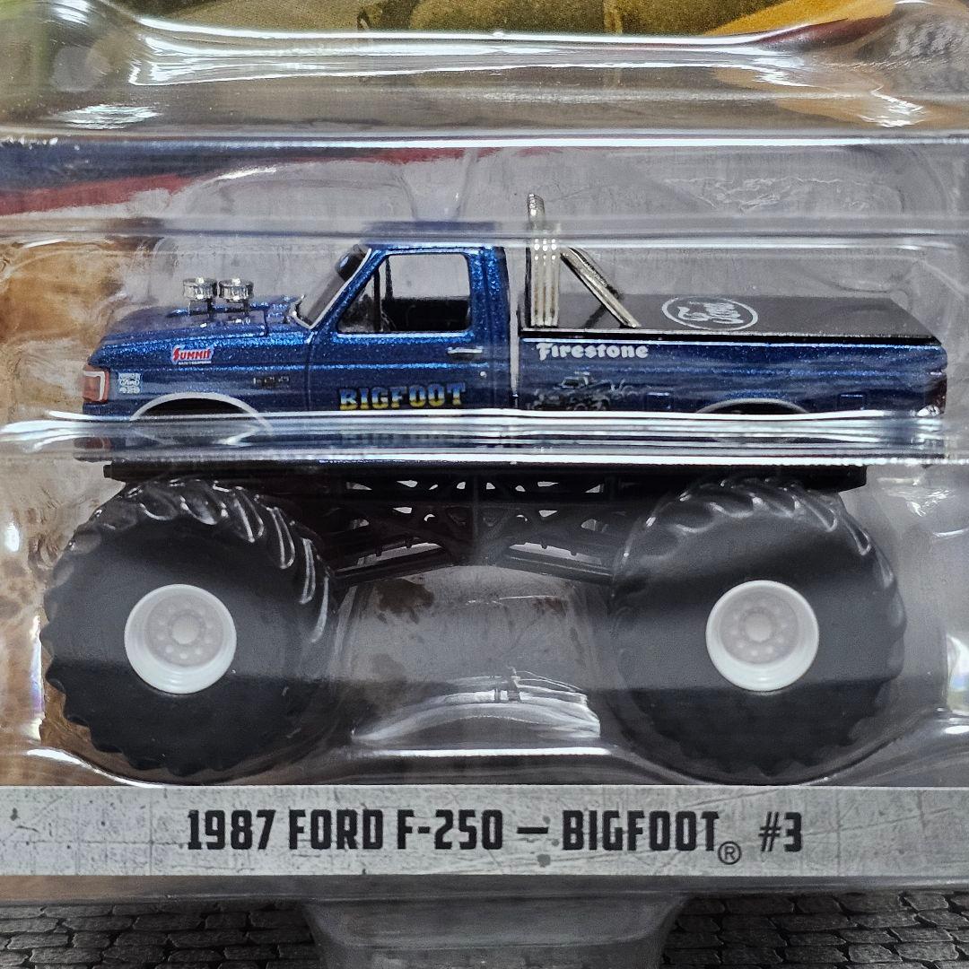 グリーンライト　ビッグフット　#3　モンスタートラック　ビッグタイヤ　1/64