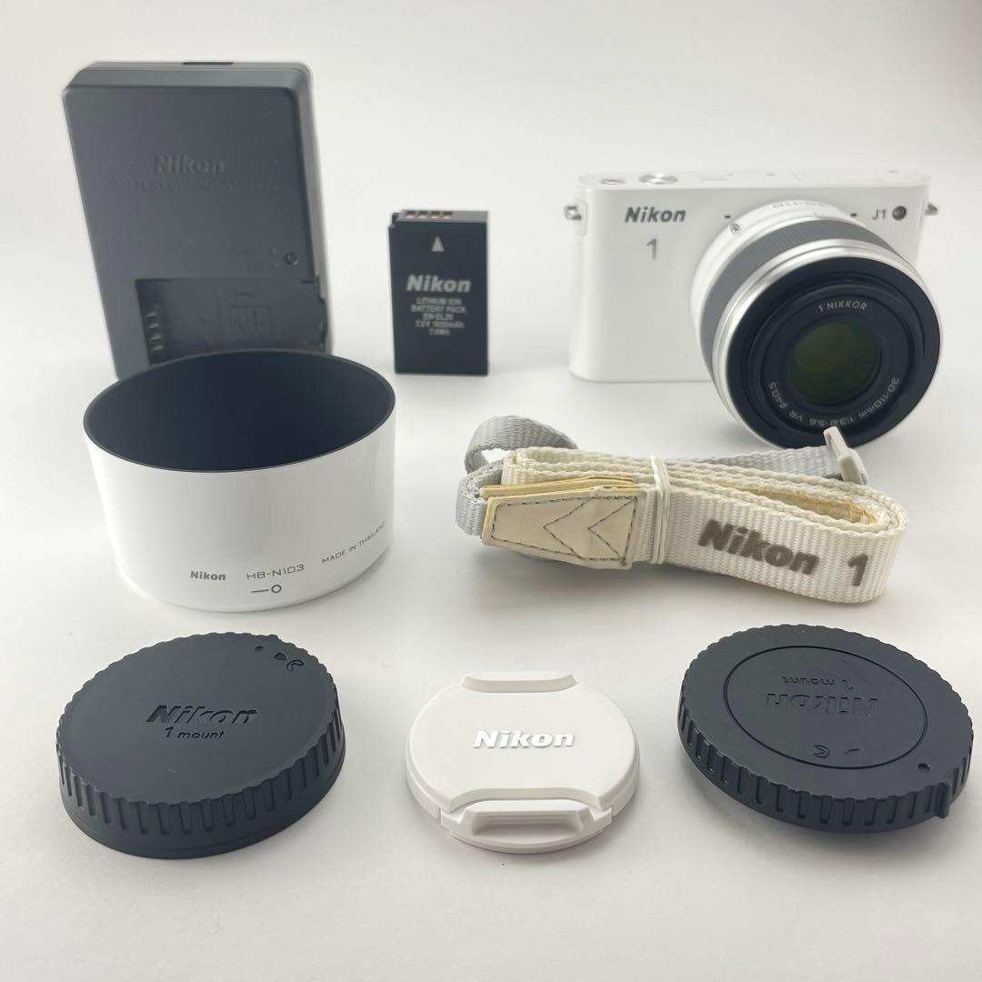 ショット数3000・返品保証】Nikon1 J1 ホワイト レンズキット