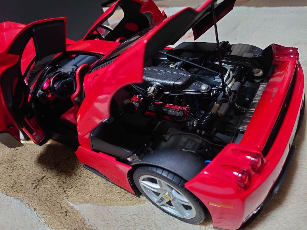 ディアゴスティーニ エンツォフェラーリ 1/10 電池交換済