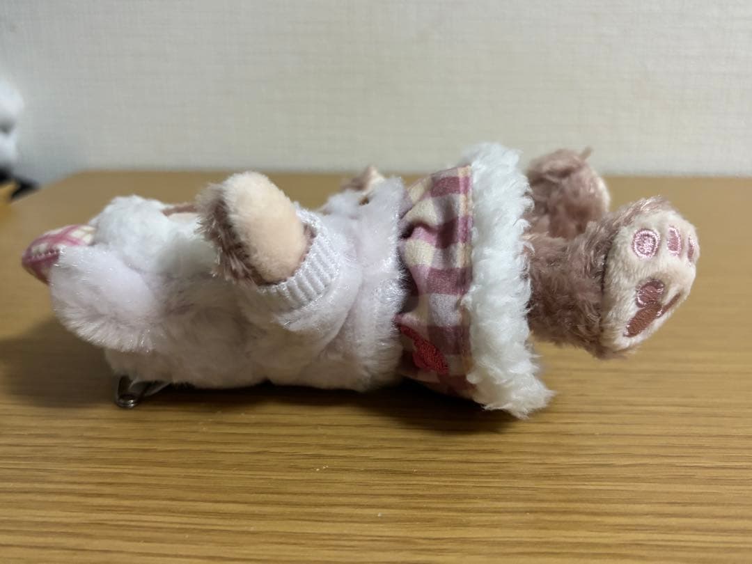 ウィンターホリデー ぬいぐるみバッジ 2019 ダッフィー シェリーメイ　#1