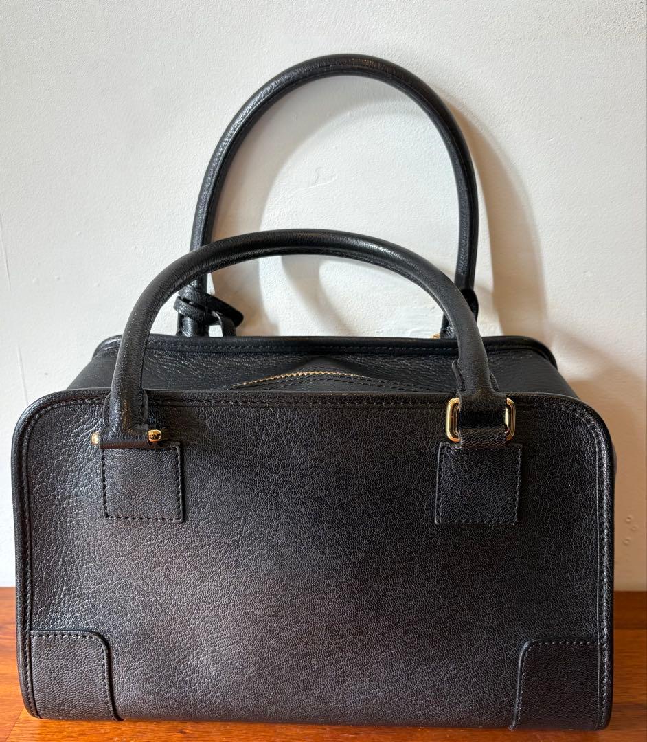 ロエベLOEWE アマソナ28