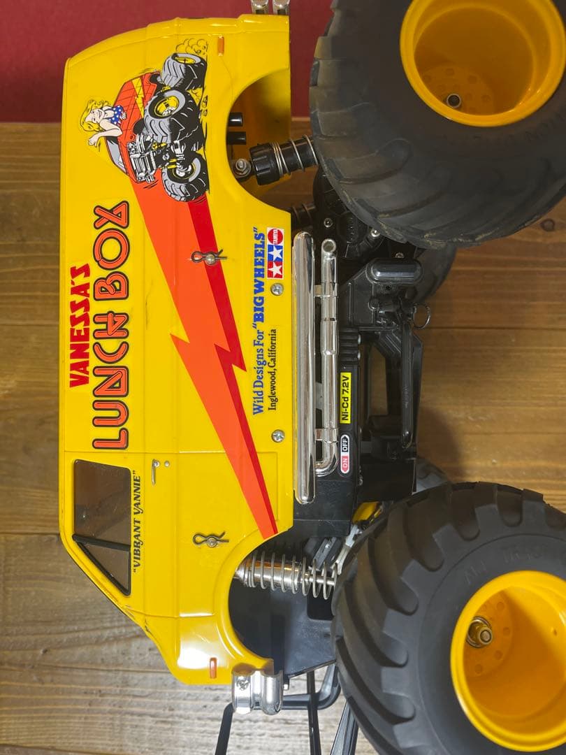 LUNCH BOX ラジコン