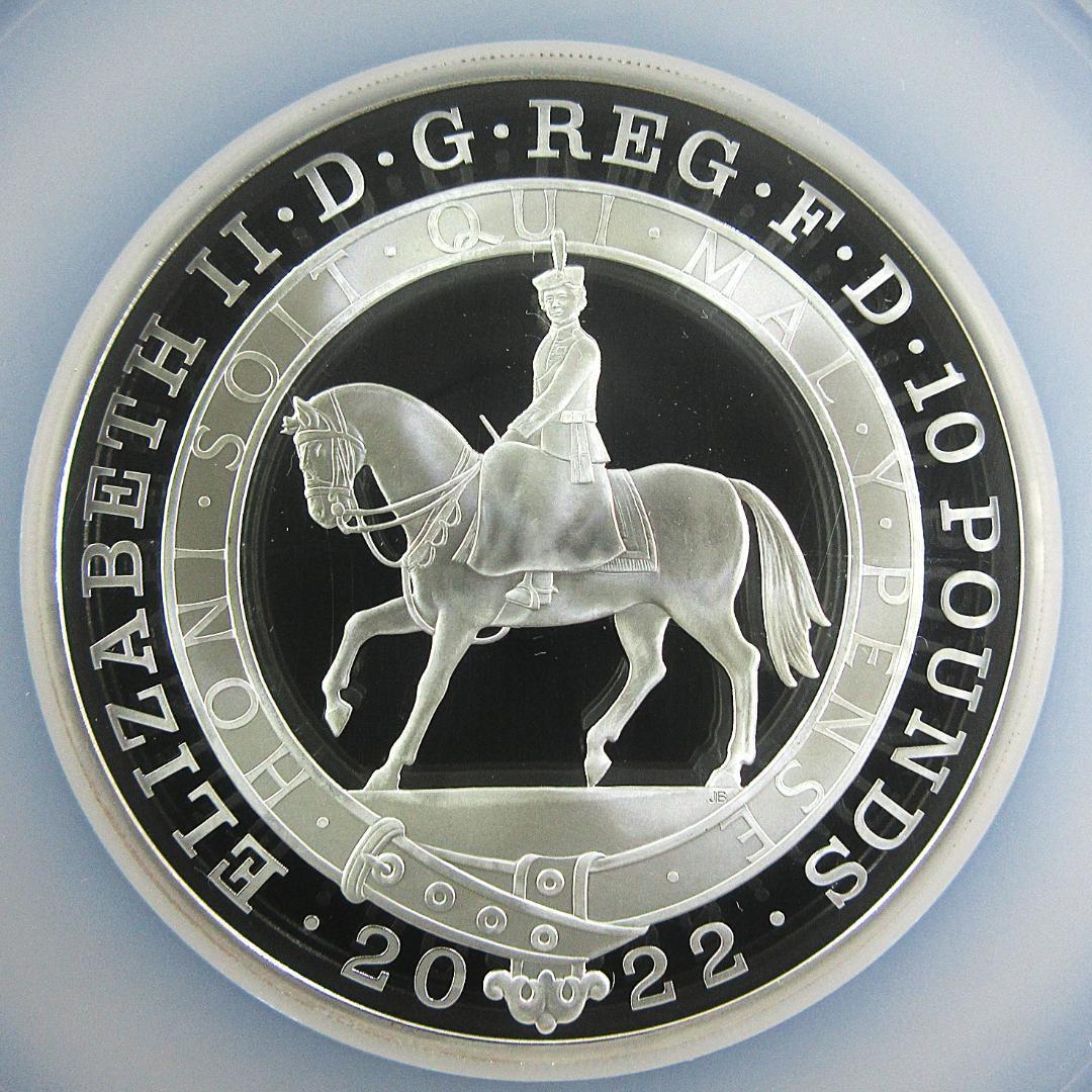2022 イギリス 5オンス 銀貨 エリザベス2世 プラチナジュビリー NGC 2022 英国 エリザベス2世女王陛下 追悼記念 5ポンド プラチナ貨