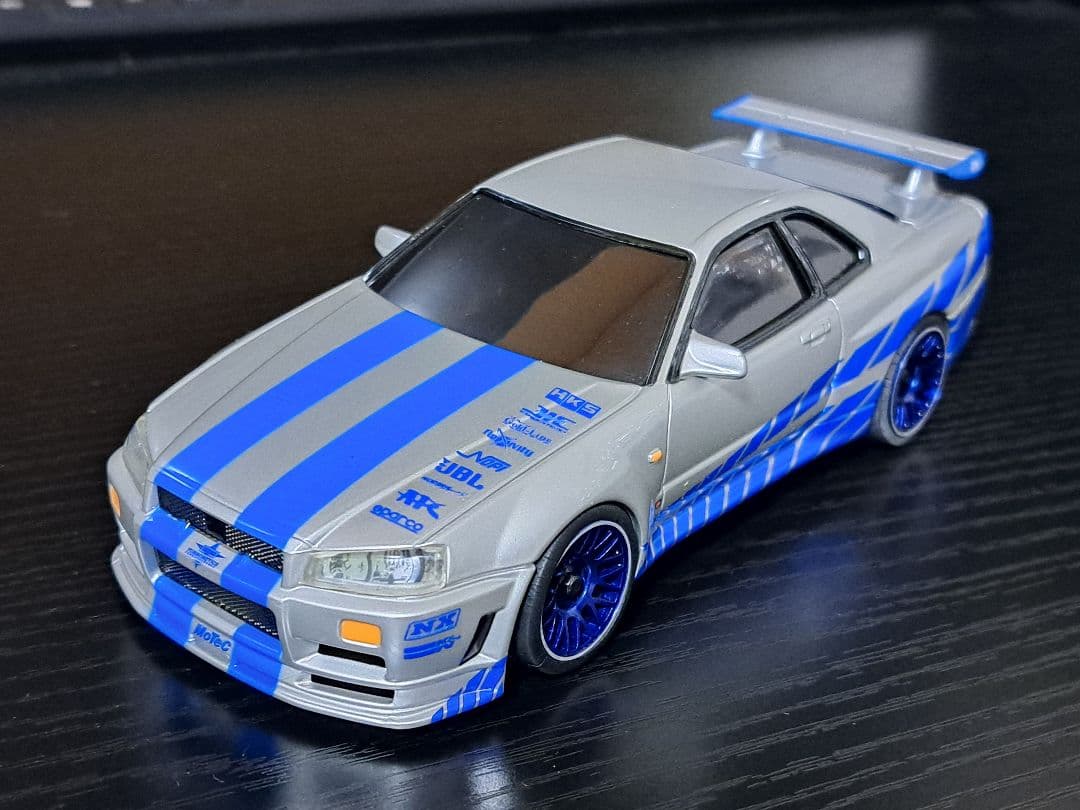 希少!当時物ミニッツボディR34!美品!送料込み!