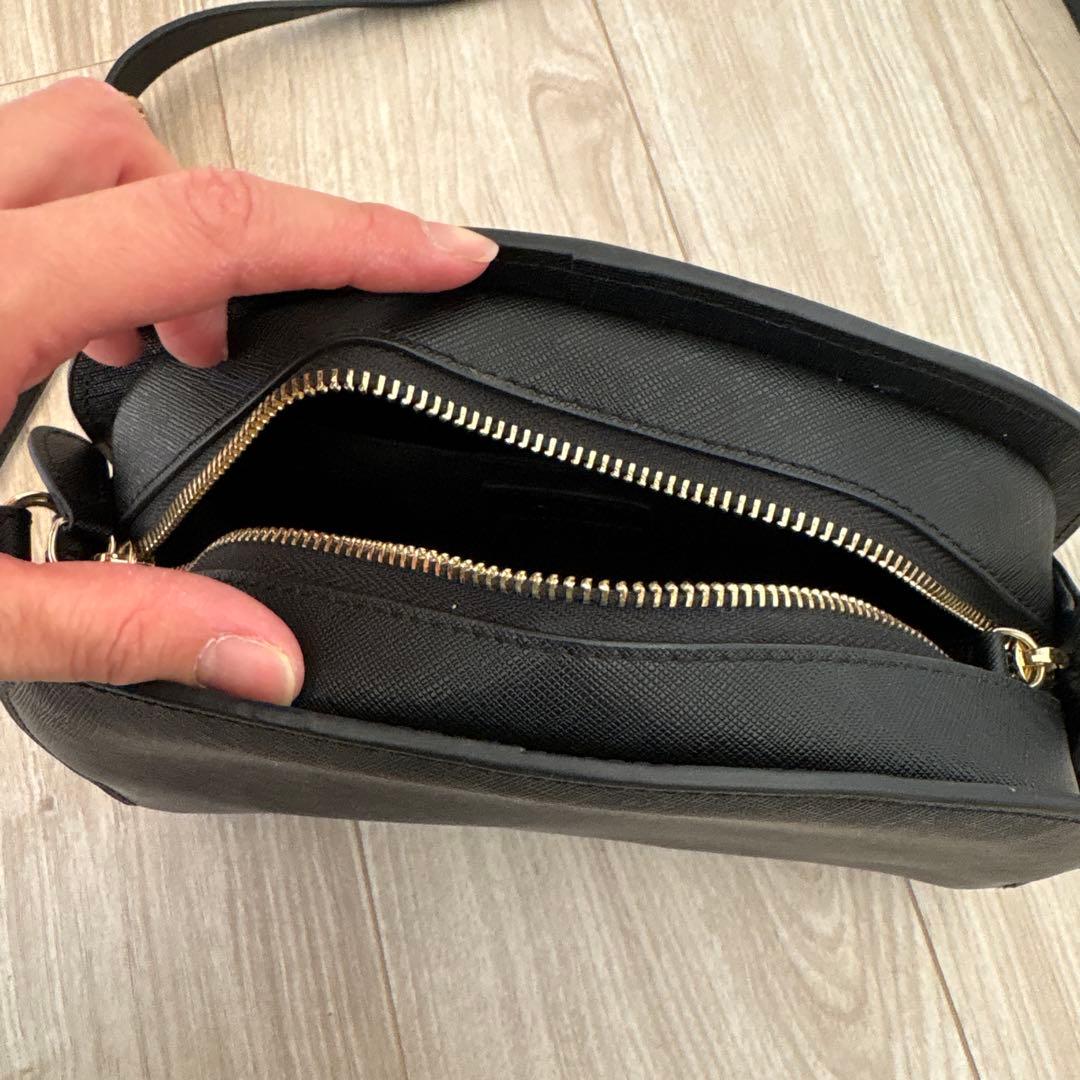 A.P.C. ハーフムーンバッグ　ブラック