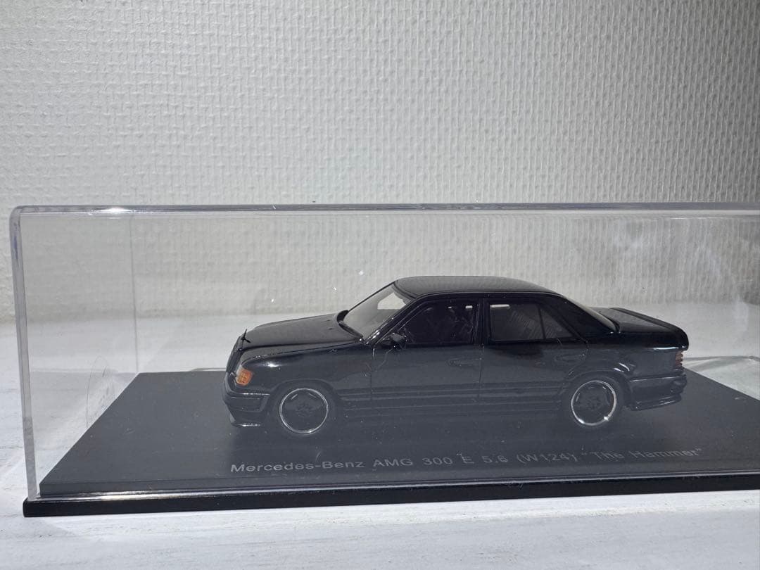 ミニカー Mercedes-BenzAMG300E6.0 'The Hammer'1/43
