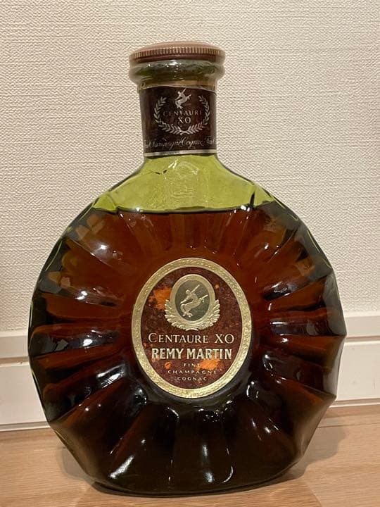 （新品・未開封）REMYMARTIN CENTAURE XO コニャック REMY MARTIN (レミーマルタン) コニャック 700ml CENTAURE EXTRA 未