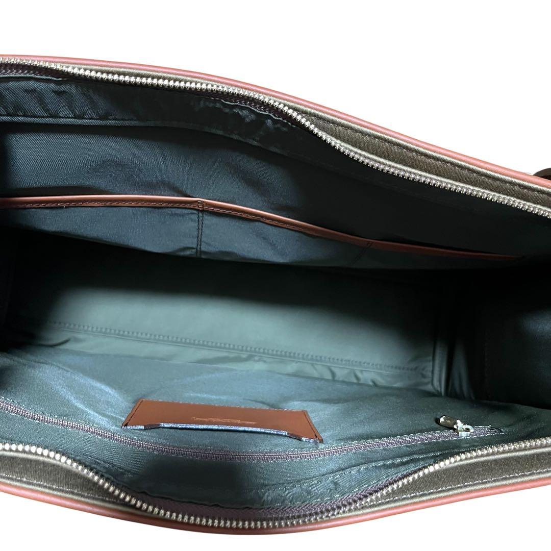 未使用シルバーレイククラブ 定価3.7万円A4 朱子134502ブリーフケース