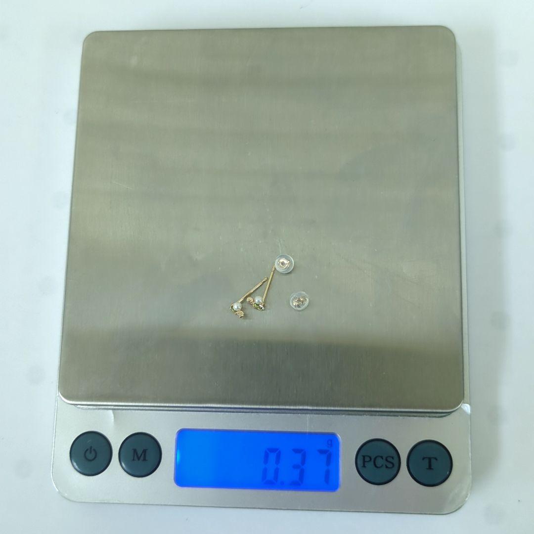 ヨンドシー 4℃ K10 ピアス ライトグリーン クリスタルラインストーン