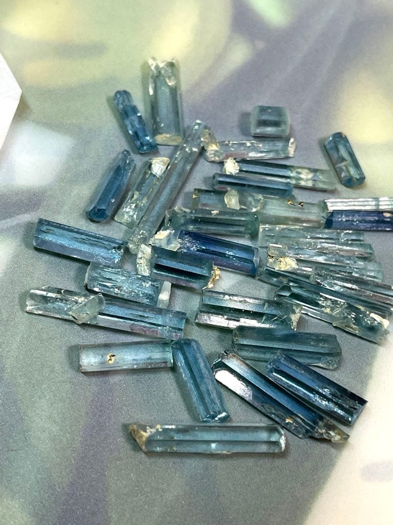 超クリア アクアマリン 原石 重さ：52.80ct 32点セットベトナム産