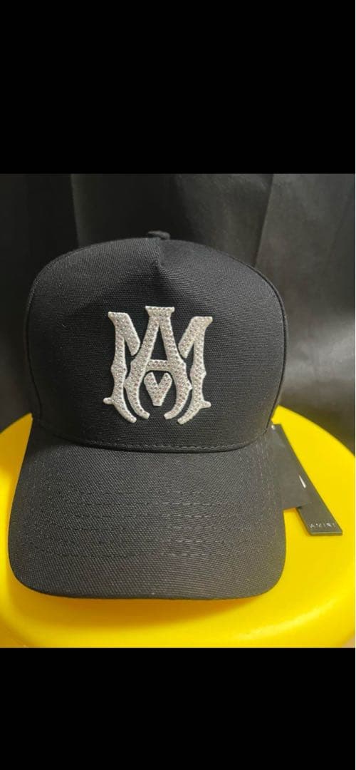 AMIRI ブラック キャップ AMIRI ブラック キャップ AMIRI ストーン付き