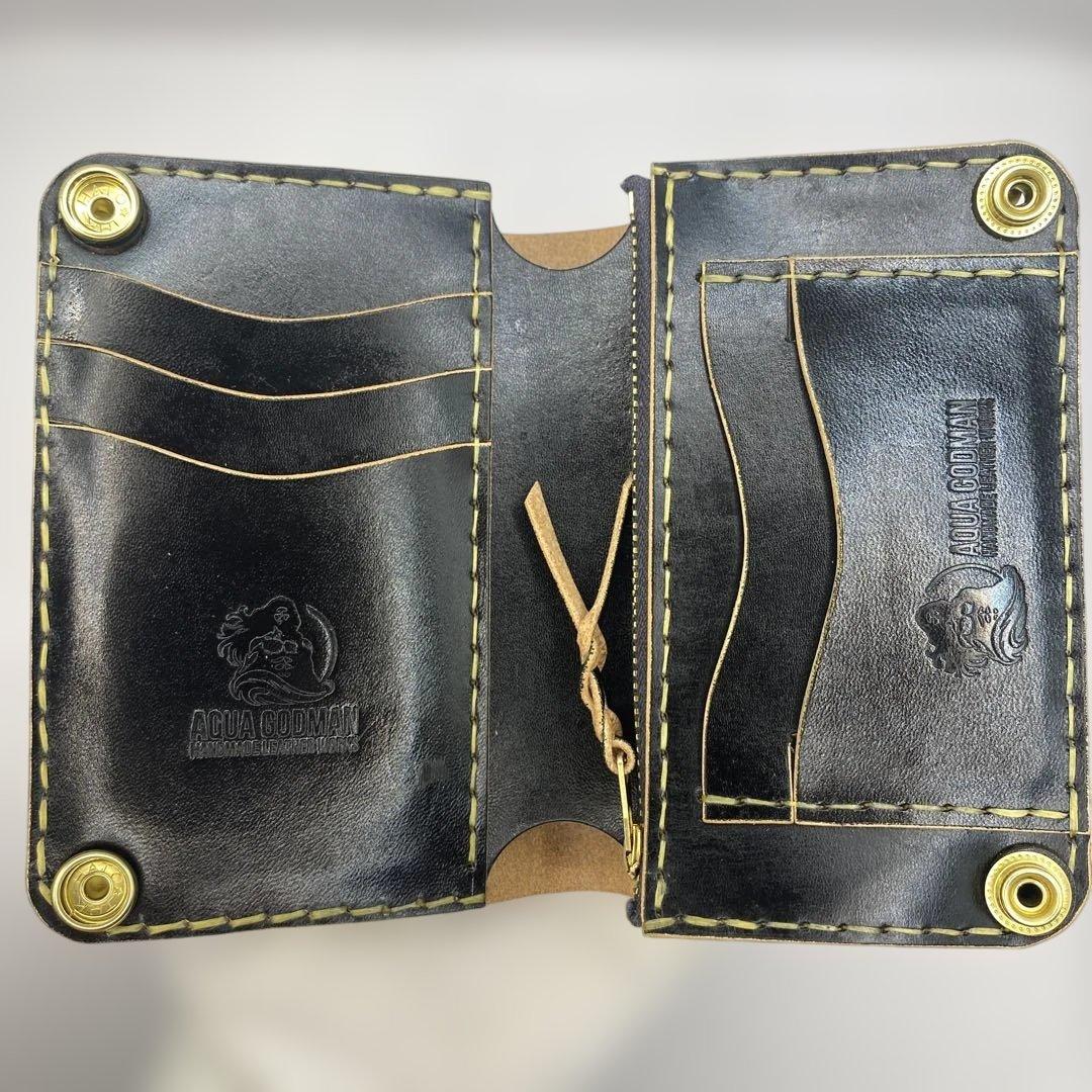 人気の折らずお札収納 丘染めブラックの無骨トラッカーウォレット T-MTW726