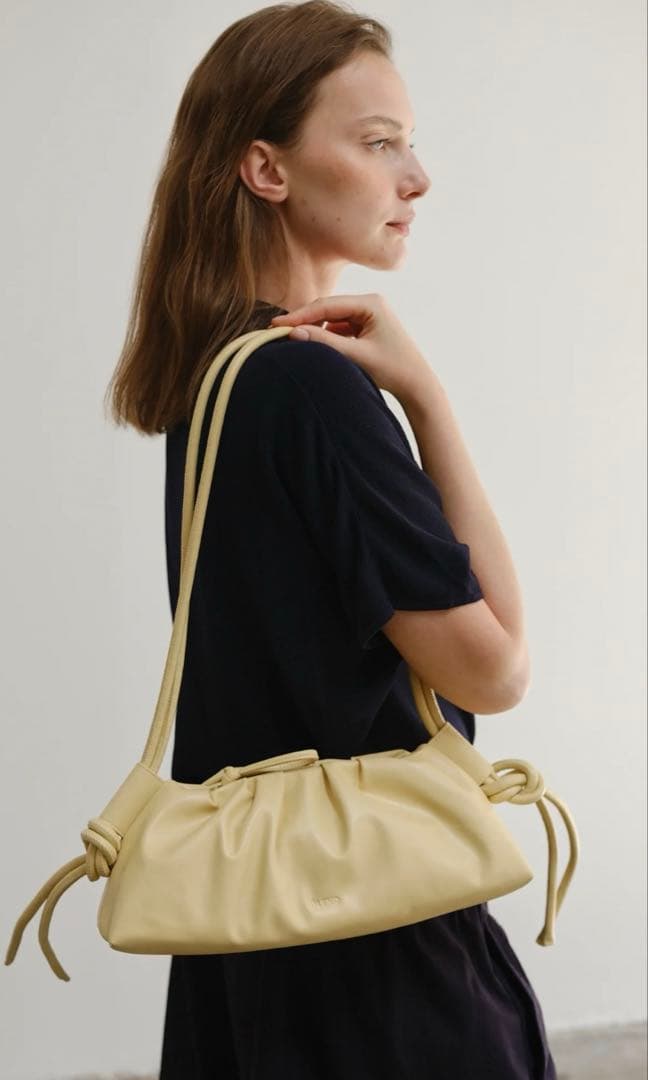 olend ショルダーバッグ Butter yellow