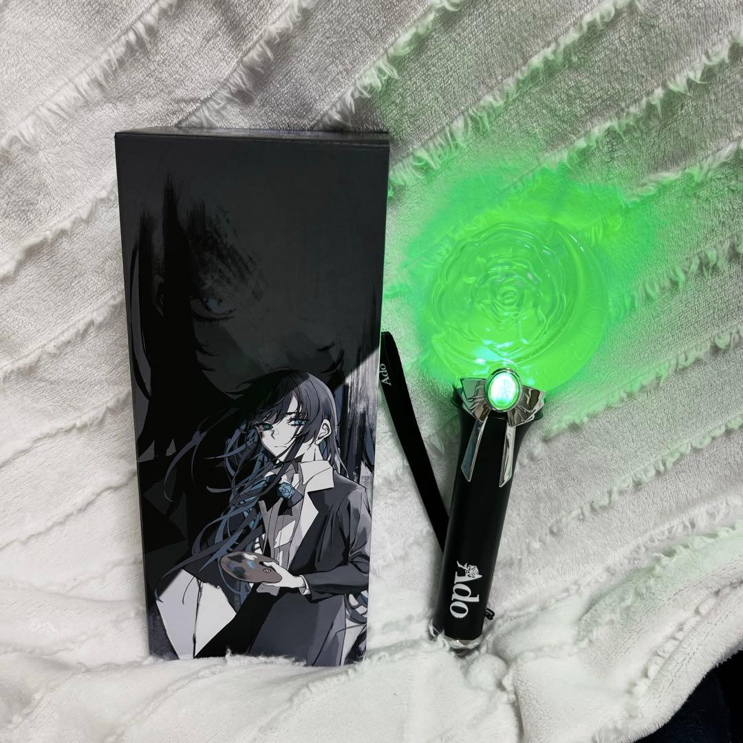 流石に多いカナ？でもかわいいでしょう？！ペンライト[Ado モナ・リザ