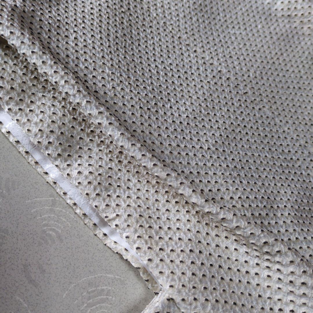 七五三３歳正絹総絞り手縫いの被布（アイボリー色）中綿無し