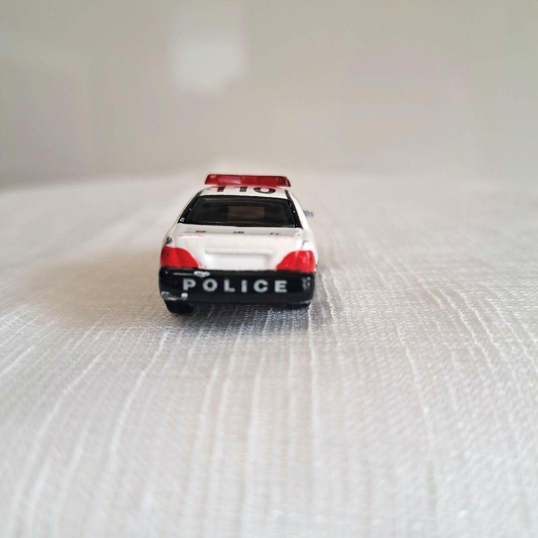 トミカ ジュニア TOYOTA セルシオ CELSIOR 警視庁 パトカー - メルカリ